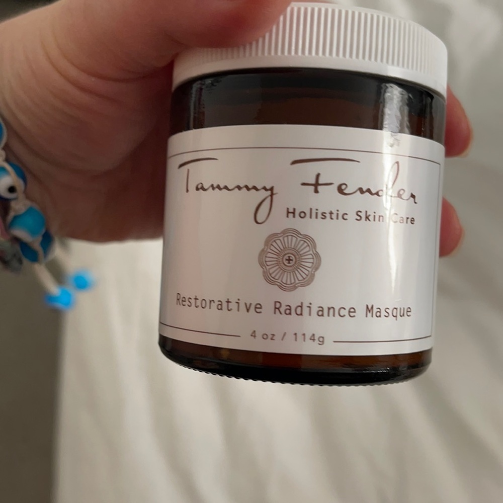 NEW, SEALED Tammy Fender restorative radiance masque 4 oz